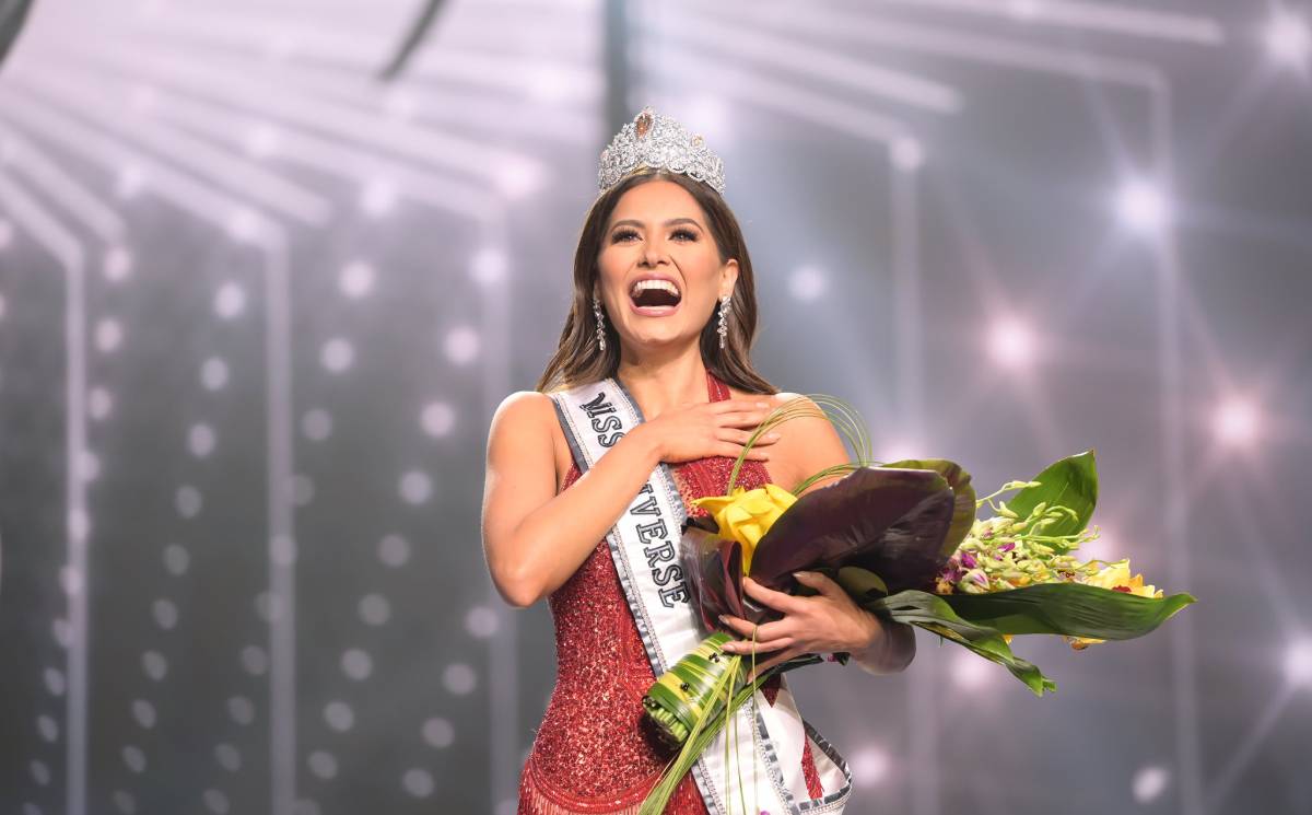 3 diseñadores mexicanos vistieron a Miss Universo 2020