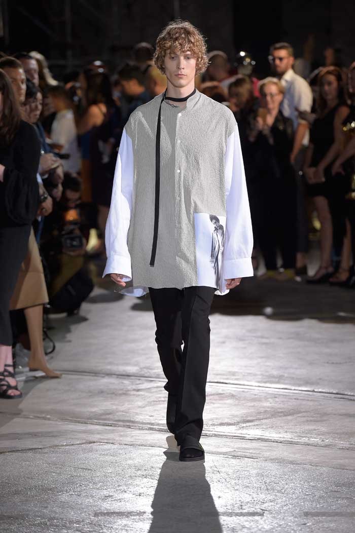 Resumen: El Show de Raf Simons SS17 en Pitti Uomo Resumen: El Show de Raf Simons SS17 en Pitti Uomo