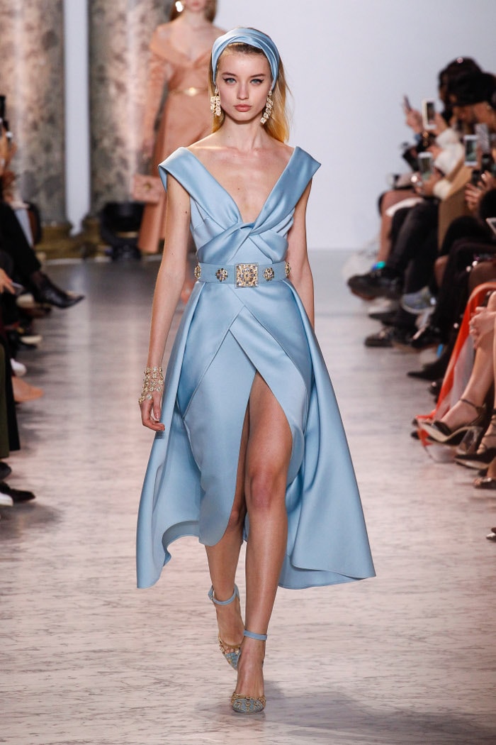 Gaultier campestre y Valentino mitológico en la alta costura de París Gaultier campestre y Valentino mitológico en la alta costura de París