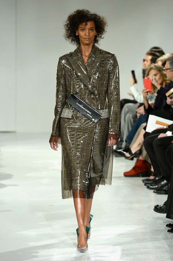 Raf Simons rinde homenaje a EEUU en su debut para Calvin Klein Raf Simons rinde homenaje a EEUU en su debut para Calvin Klein