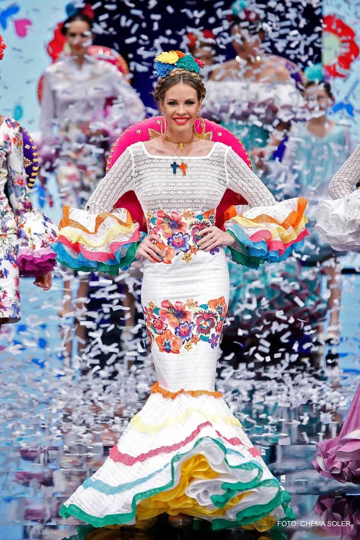 En Imágenes: Salón Internacional de Moda Flamenca en Sevilla En Imágenes: Salón Internacional de Moda Flamenca en Sevilla