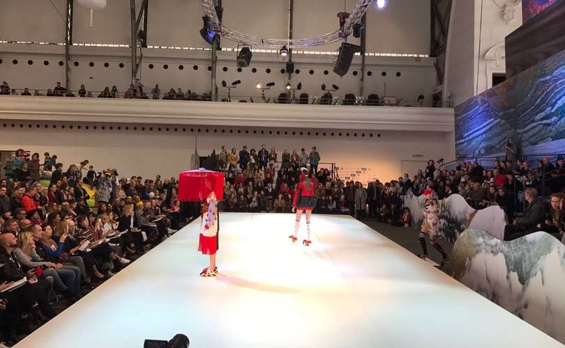 M.I.X, un viaje por la vida de la diseñadora Liyu Zhu. Desde China hasta España M.I.X, un viaje por la vida de la diseñadora Liyu Zhu. Desde China hasta España