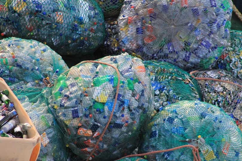 Tóxicos textiles: El poliéster en la moda y sus efectos Tóxicos textiles: El poliéster en la moda y sus efectos