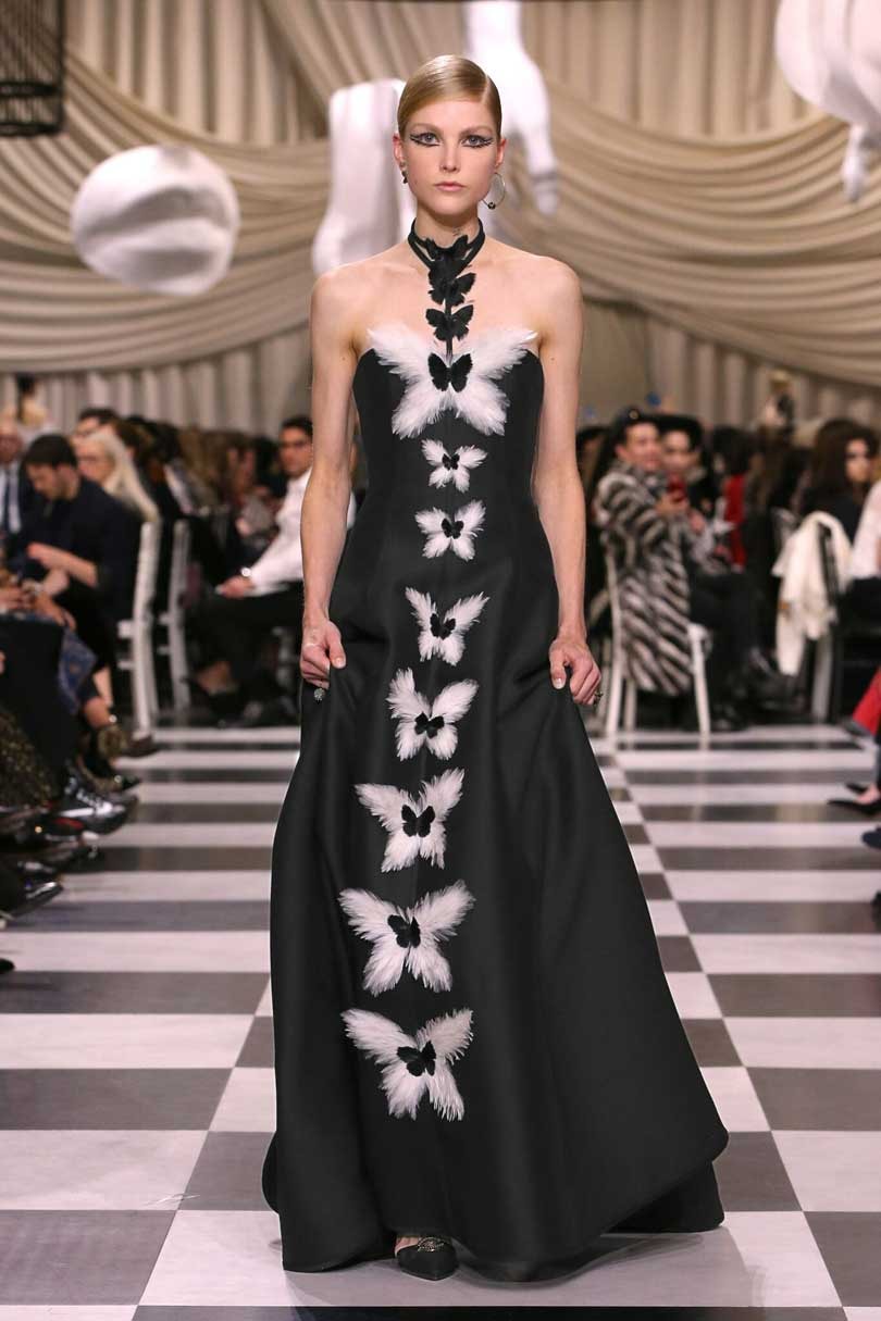 El baile surrealista de Dior El baile surrealista de Dior