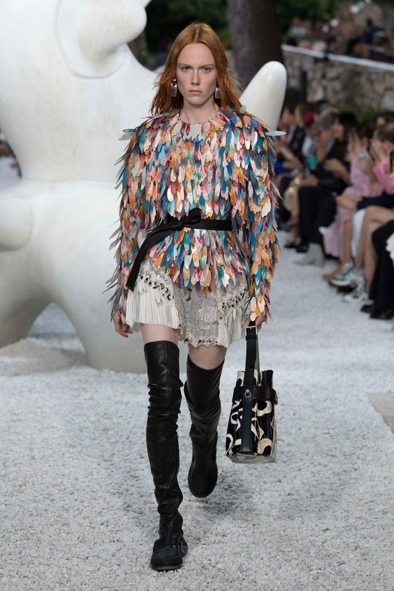 Louis Vuitton lanza su oda a la excentricidad entre el arte de Miró Louis Vuitton lanza su oda a la excentricidad entre el arte de Miró
