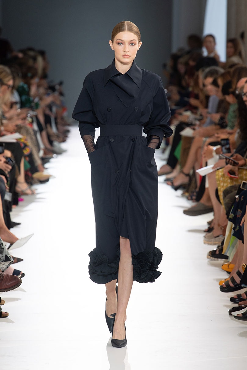 Fendi y Max Mara presentan en Milán sus diseños para mujeres aventureras Fendi y Max Mara presentan en Milán sus diseños para mujeres aventureras