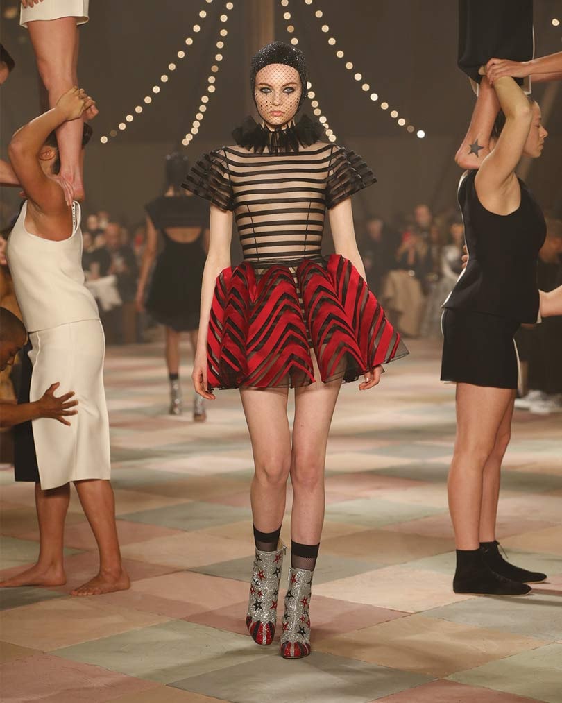Dior invita al "circo" de la alta costura Dior invita al "circo" de la alta costura