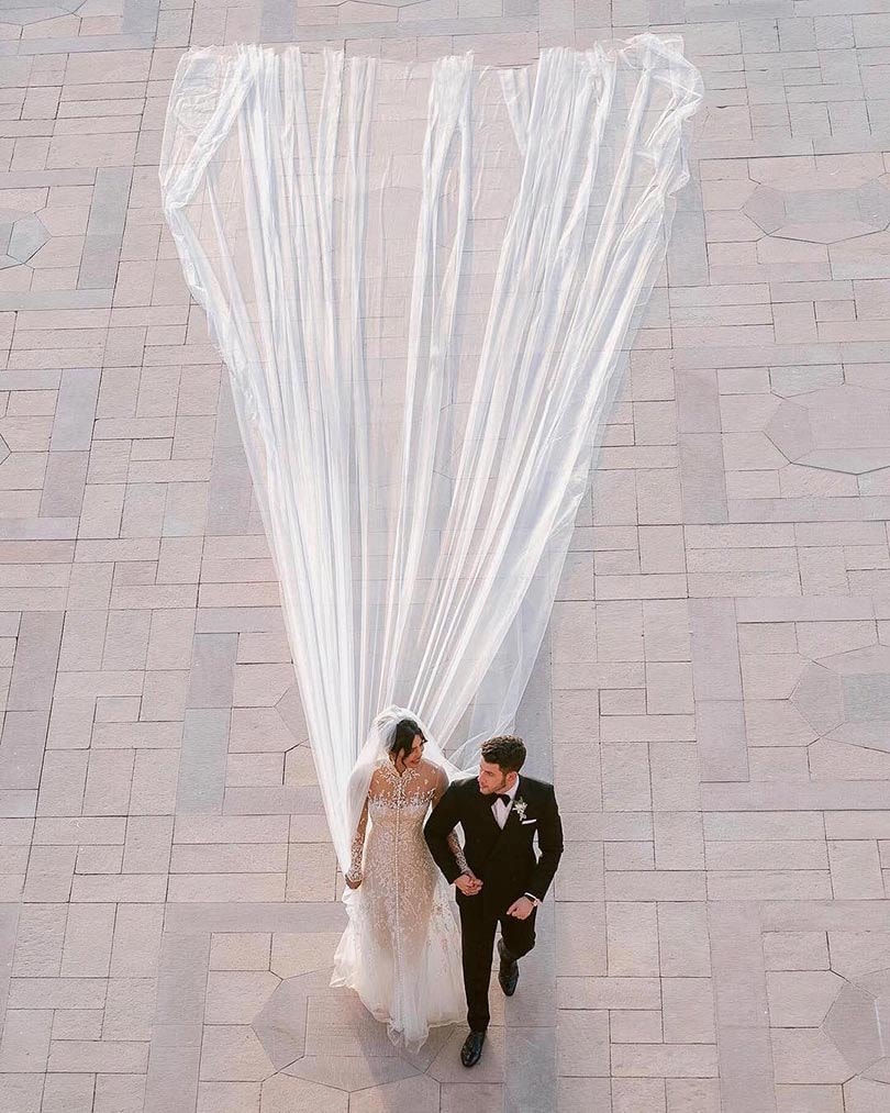 Ralph Lauren desvela todos los secretos del vestido de novia de Priyanka Chopra Ralph Lauren desvela todos los secretos del vestido de novia de Priyanka Chopra