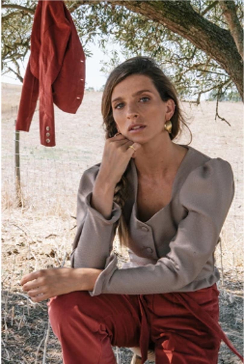 Revitalización de la industria textil portuguesa: 10 nuevas marcas por descubrir Revitalización de la industria textil portuguesa: 10 nuevas marcas por descubrir