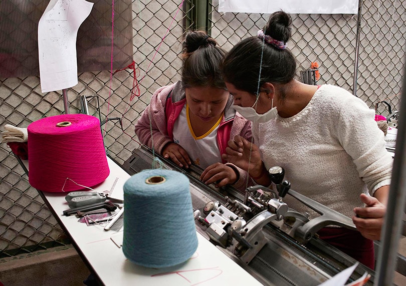 Conoce la marca sustentable que empodera a mujeres que están en prisión Conoce la marca sustentable que empodera a mujeres que están en prisión