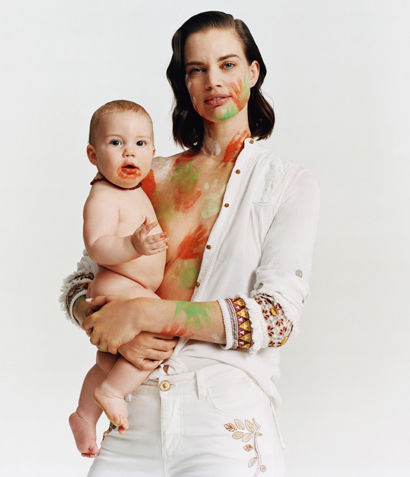 Desigual celebra el color como emoción y nos recuerda que es su materia prima en su última campaña SS19 Desigual celebra el color como emoción y nos recuerda que es su materia prima en su última campaña SS19