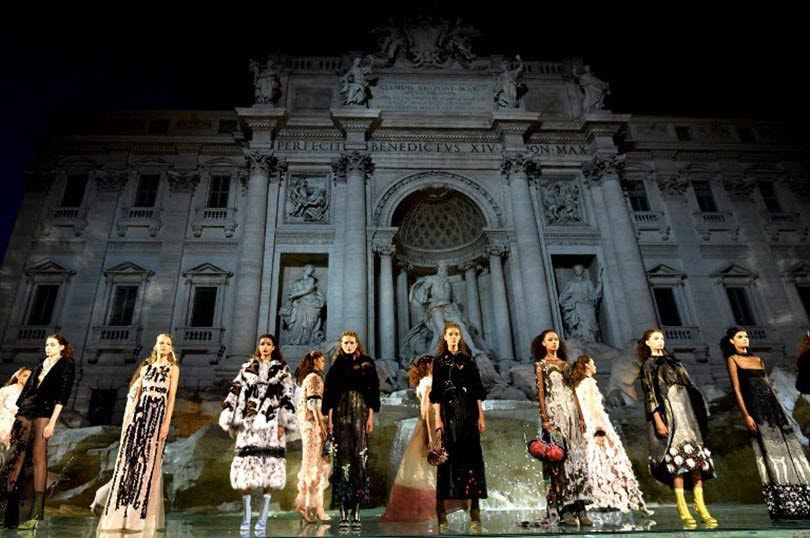 Repasamos los desfiles más sonados de Karl Lagerfeld Repasamos los desfiles más sonados de Karl Lagerfeld