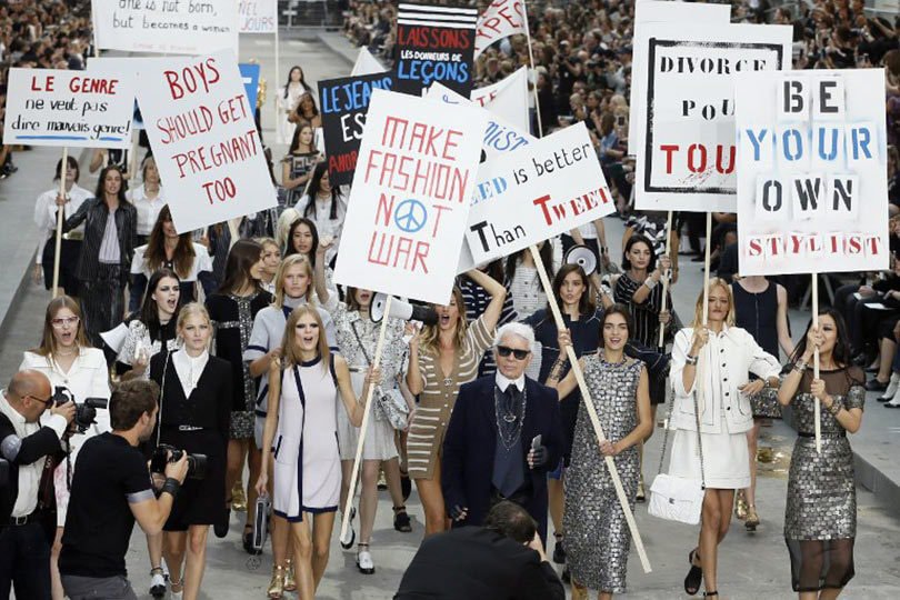 Repasamos los desfiles más sonados de Karl Lagerfeld Repasamos los desfiles más sonados de Karl Lagerfeld