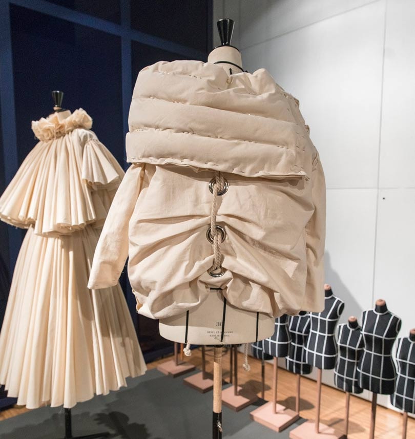 Los alumnos del IED Madrid rinden tributo al maestro Balenciaga Los alumnos del IED Madrid rinden tributo al maestro Balenciaga