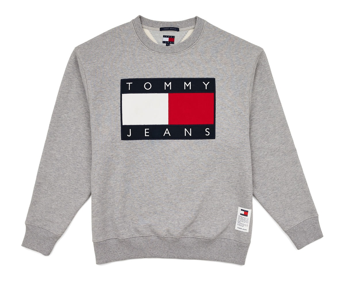 Tommy lanza “Archive”, una colección cápsula de piezas de los 90 Tommy lanza “Archive”, una colección cápsula de piezas de los 90