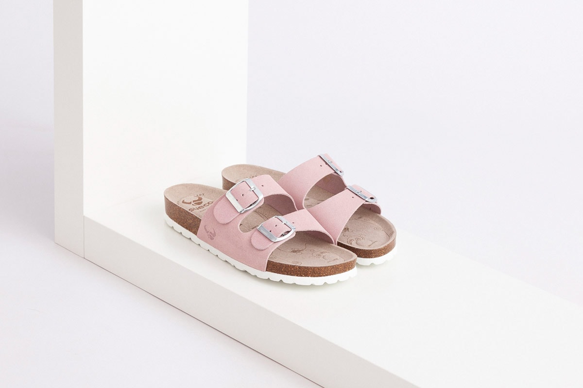 Suecos lanza su primera colección BIO de sandalias Suecos lanza su primera colección BIO de sandalias