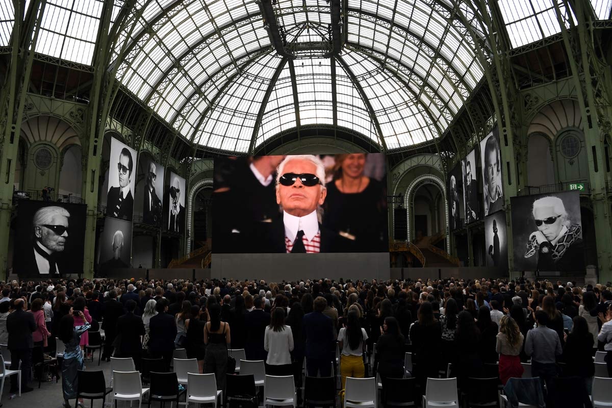 Karl for Ever: París y el mundo de la moda despiden a Karl Lagerfeld con un gran homenaje Karl for Ever: París y el mundo de la moda despiden a Karl Lagerfeld con un gran homenaje