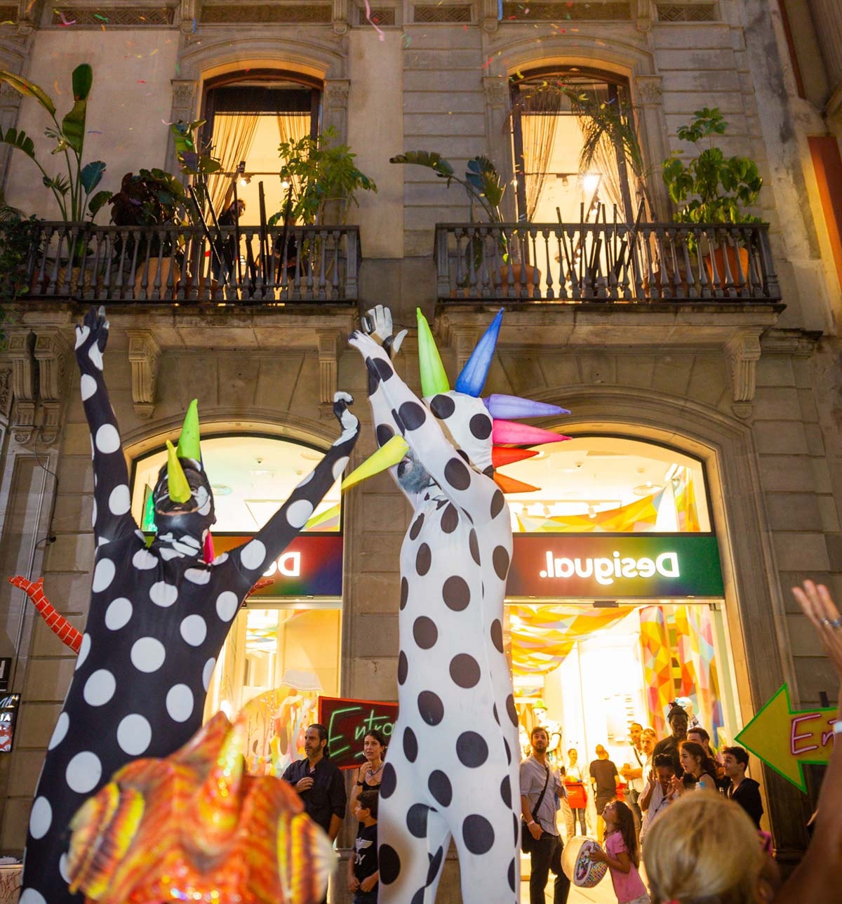 Desigual inaugura flagship store en Barcelona Desigual inaugura flagship store en Barcelona