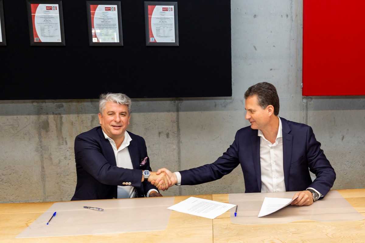 Accenture y Trison sellan un acuerdo para desarrollar “experiencias” en espacios físicos Accenture y Trison sellan un acuerdo para desarrollar “experiencias” en espacios físicos