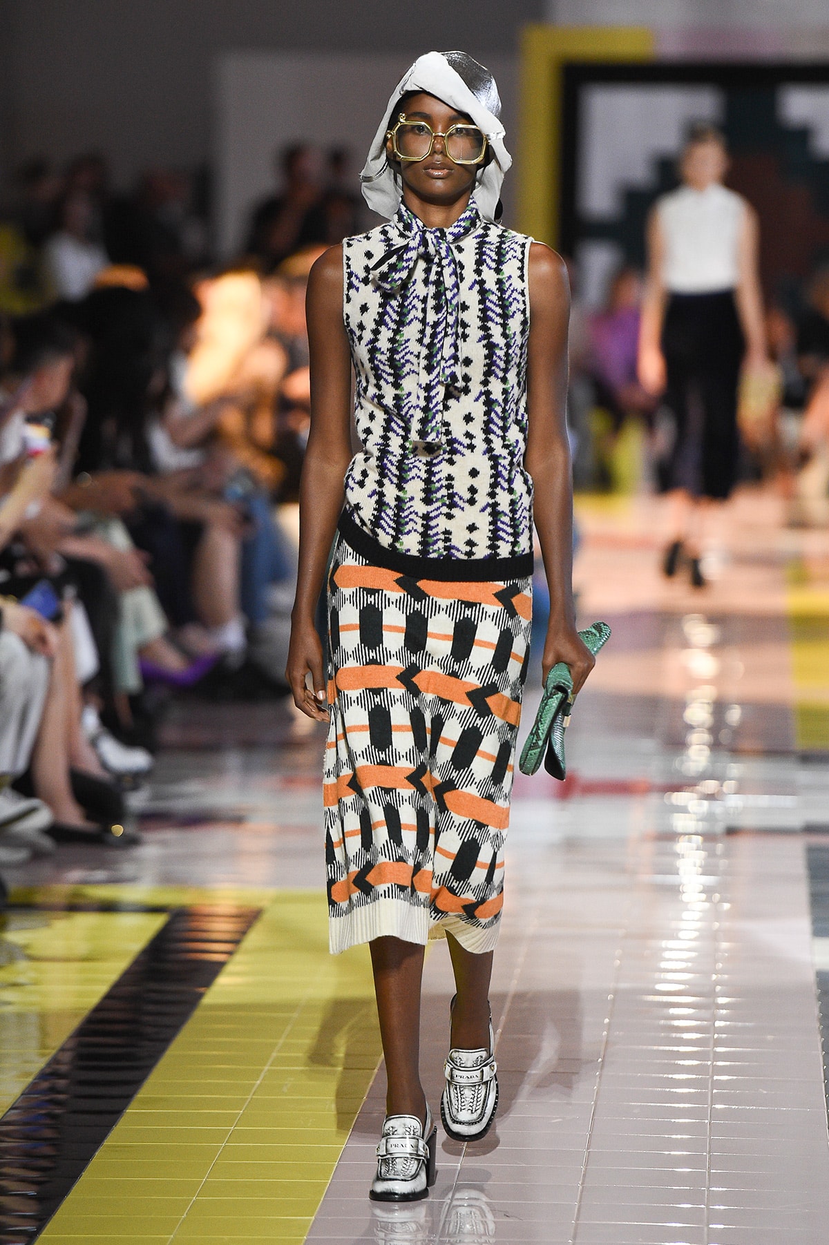 Prada desfila contra la "fast fashion" en Milán Prada desfila contra la "fast fashion" en Milán