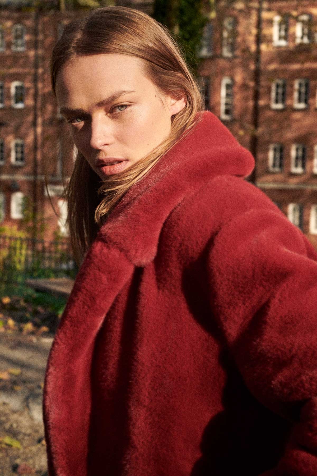 El ganador del concurso de fotografía "New Voices", firma el nuevo editorial de Mango El ganador del concurso de fotografía "New Voices", firma el nuevo editorial de Mango