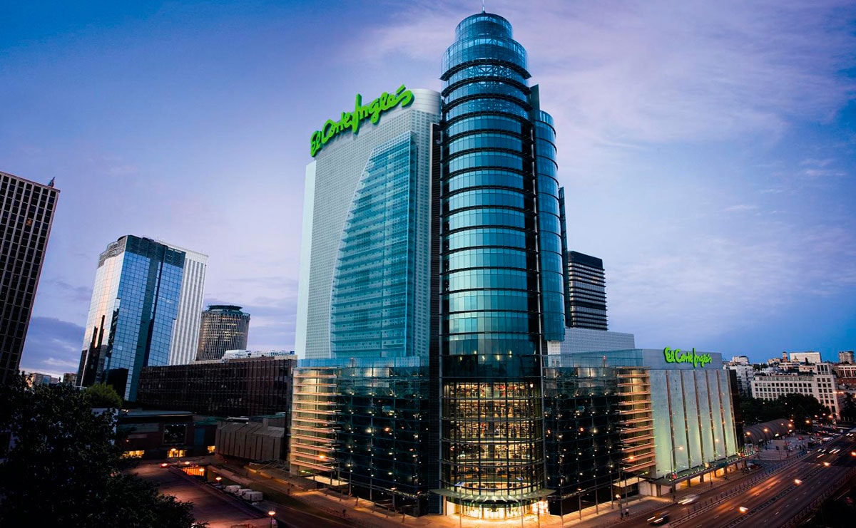 El Corte Inglés planea la mayor transformación (con cierres) de su historia El Corte Inglés planea la mayor transformación (con cierres) de su historia