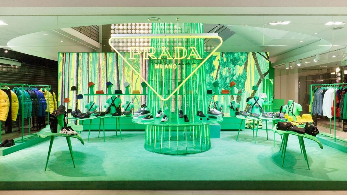 Prada estrena pop-up en Galeries Lafayette Prada estrena pop-up en Galeries Lafayette