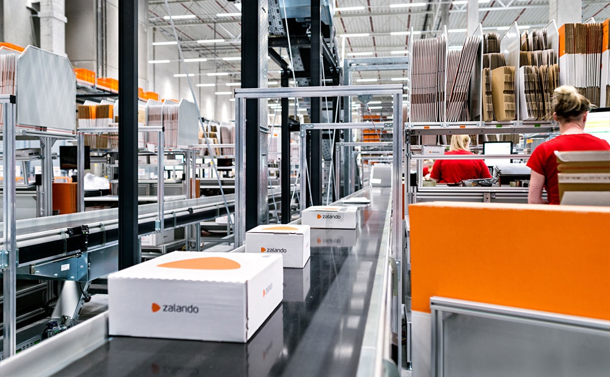 Zalando se abre a la moda de segunda mano y abrirá nuevo almacén logístico en España Zalando se abre a la moda de segunda mano y abrirá nuevo almacén logístico en España