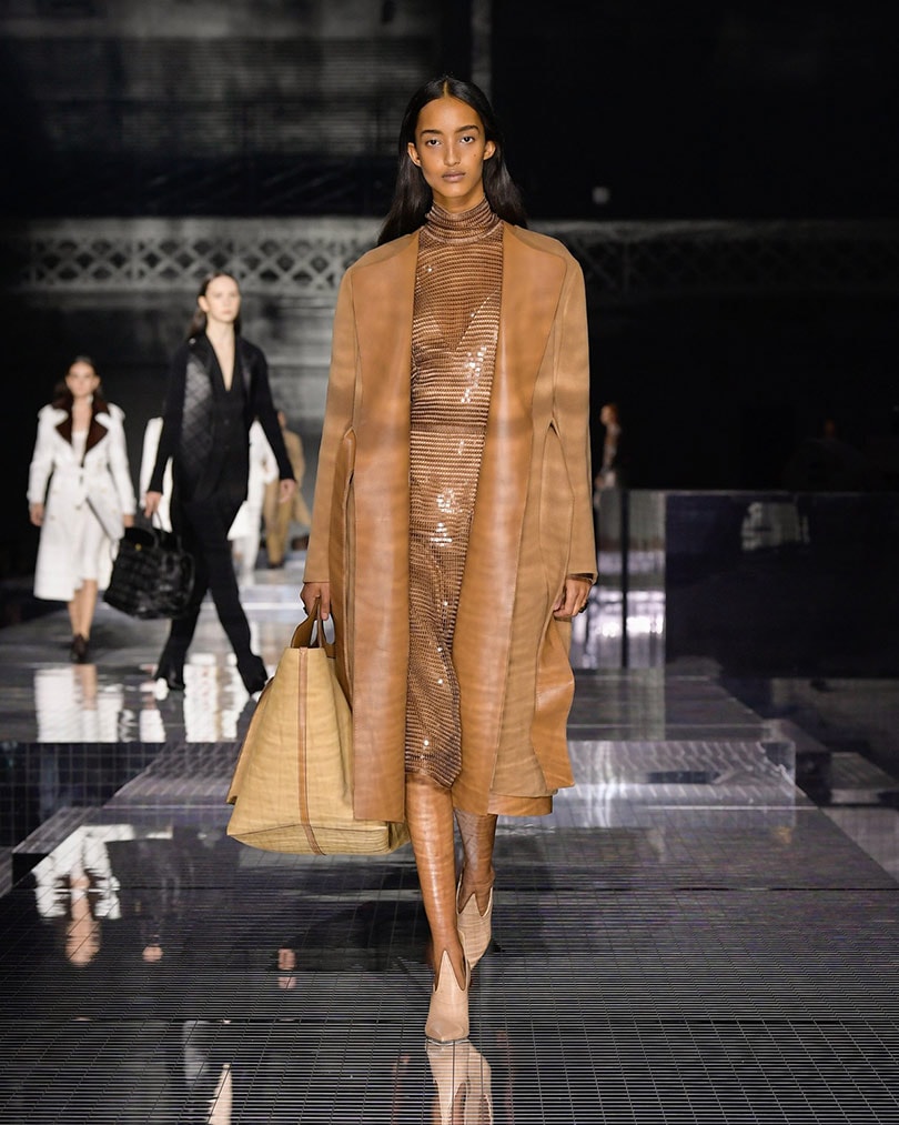 Personal y rompedora: Riccardo Tisci conquista la Semana de la Moda de Londres Personal y rompedora: Riccardo Tisci conquista la Semana de la Moda de Londres