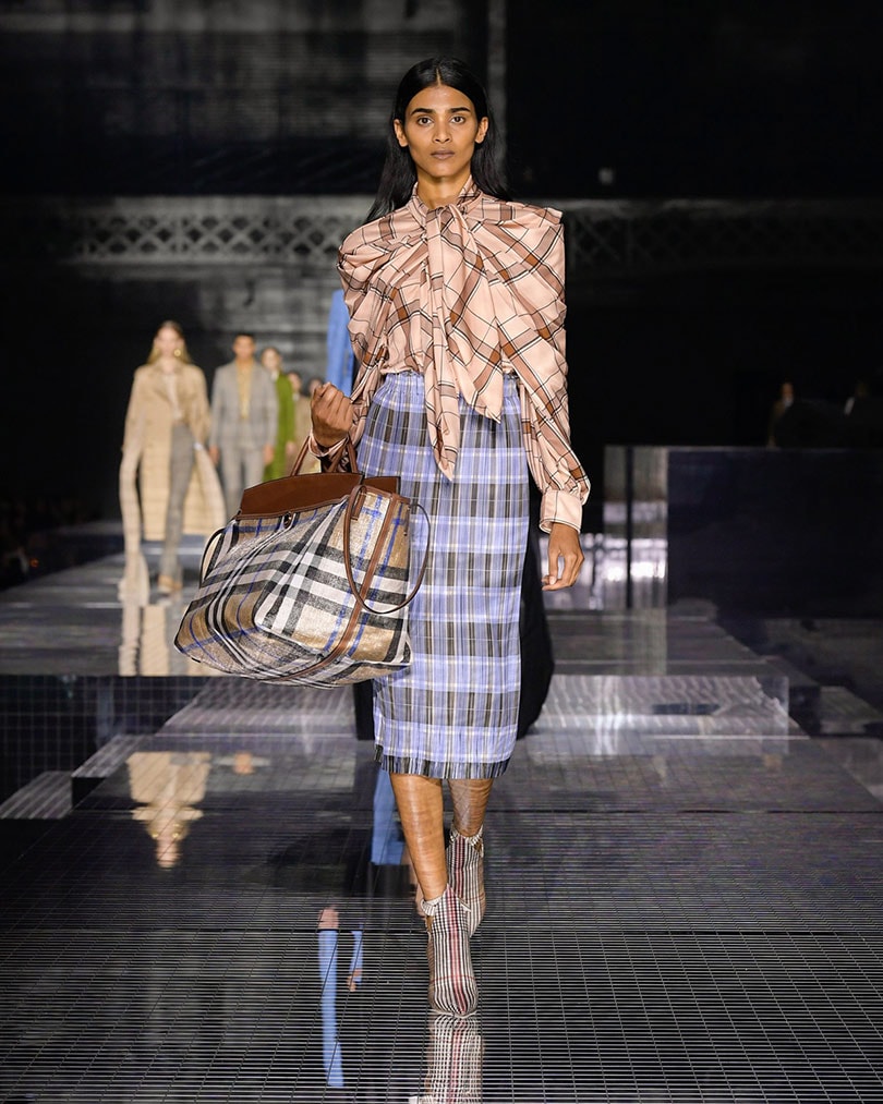 Personal y rompedora: Riccardo Tisci conquista la Semana de la Moda de Londres Personal y rompedora: Riccardo Tisci conquista la Semana de la Moda de Londres