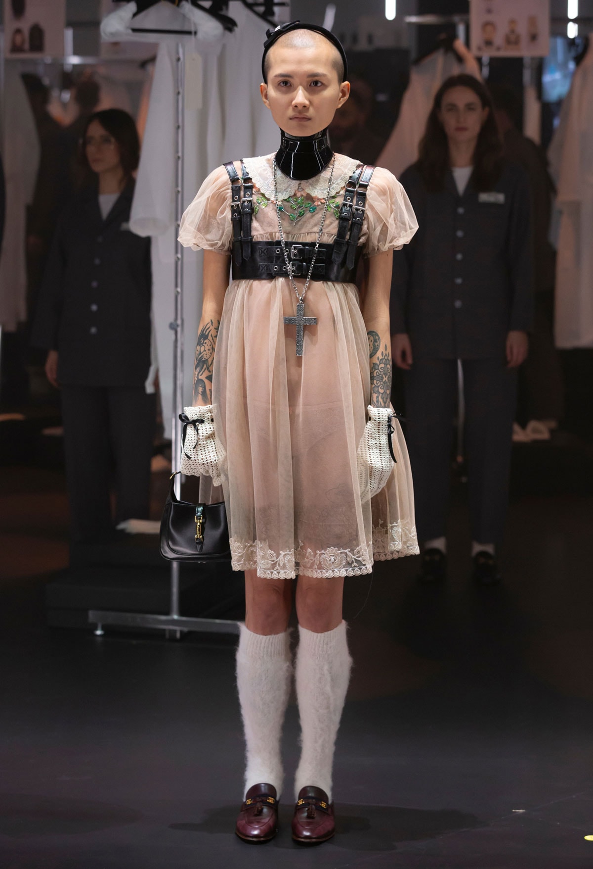 “El espectáculo tras el espectáculo”: Gucci se desnuda en Milán “El espectáculo tras el espectáculo”: Gucci se desnuda en Milán