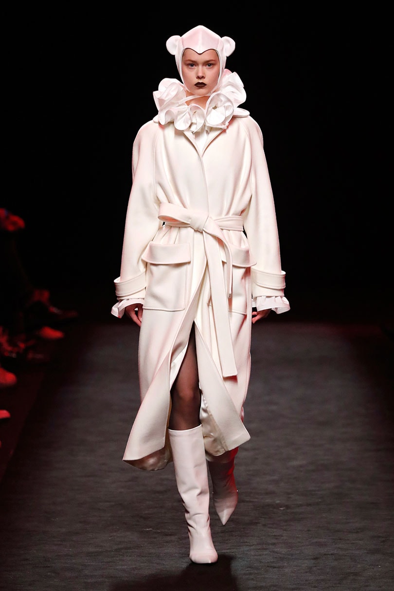 Juan Vidal y “la feminidad como poder”: premio a la Mejor Colección de la MBFW Madrid Juan Vidal y “la feminidad como poder”: premio a la Mejor Colección de la MBFW Madrid