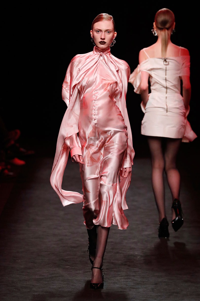 Juan Vidal y “la feminidad como poder”: premio a la Mejor Colección de la MBFW Madrid Juan Vidal y “la feminidad como poder”: premio a la Mejor Colección de la MBFW Madrid