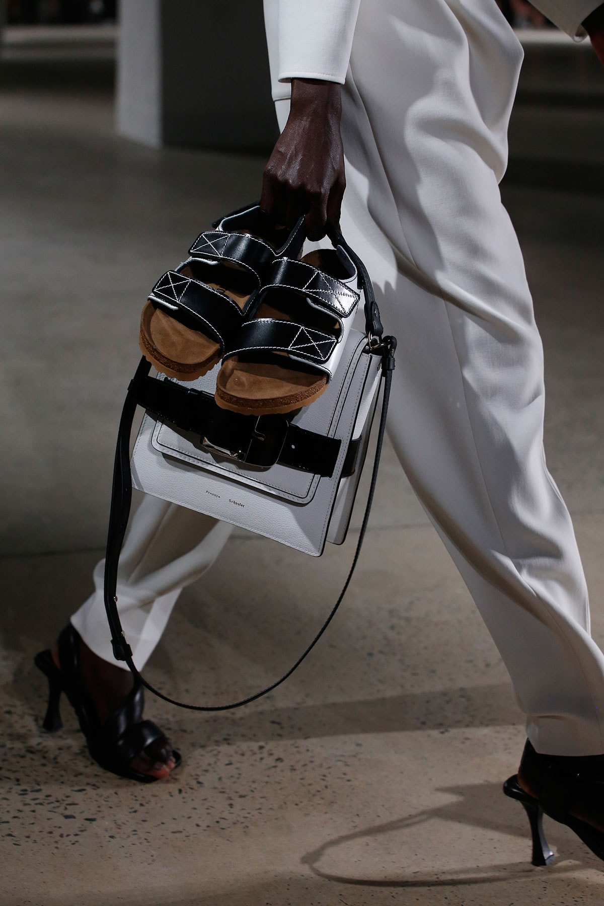 Proenza Schouler reinterpreta las sandalias Birkenstock Proenza Schouler reinterpreta las sandalias Birkenstock
