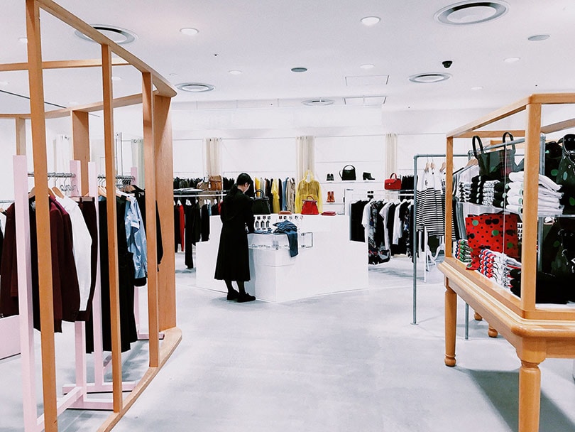 Ropa “higienizada” y probadores desinfectados: el protocolo del Gobierno para el retail Ropa “higienizada” y probadores desinfectados: el protocolo del Gobierno para el retail