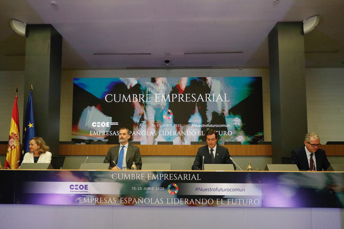 Felipe VI clausura la cumbre de la CEOE: “estamos ante una gran oportunidad para avanzar” Felipe VI clausura la cumbre de la CEOE: “estamos ante una gran oportunidad para avanzar”