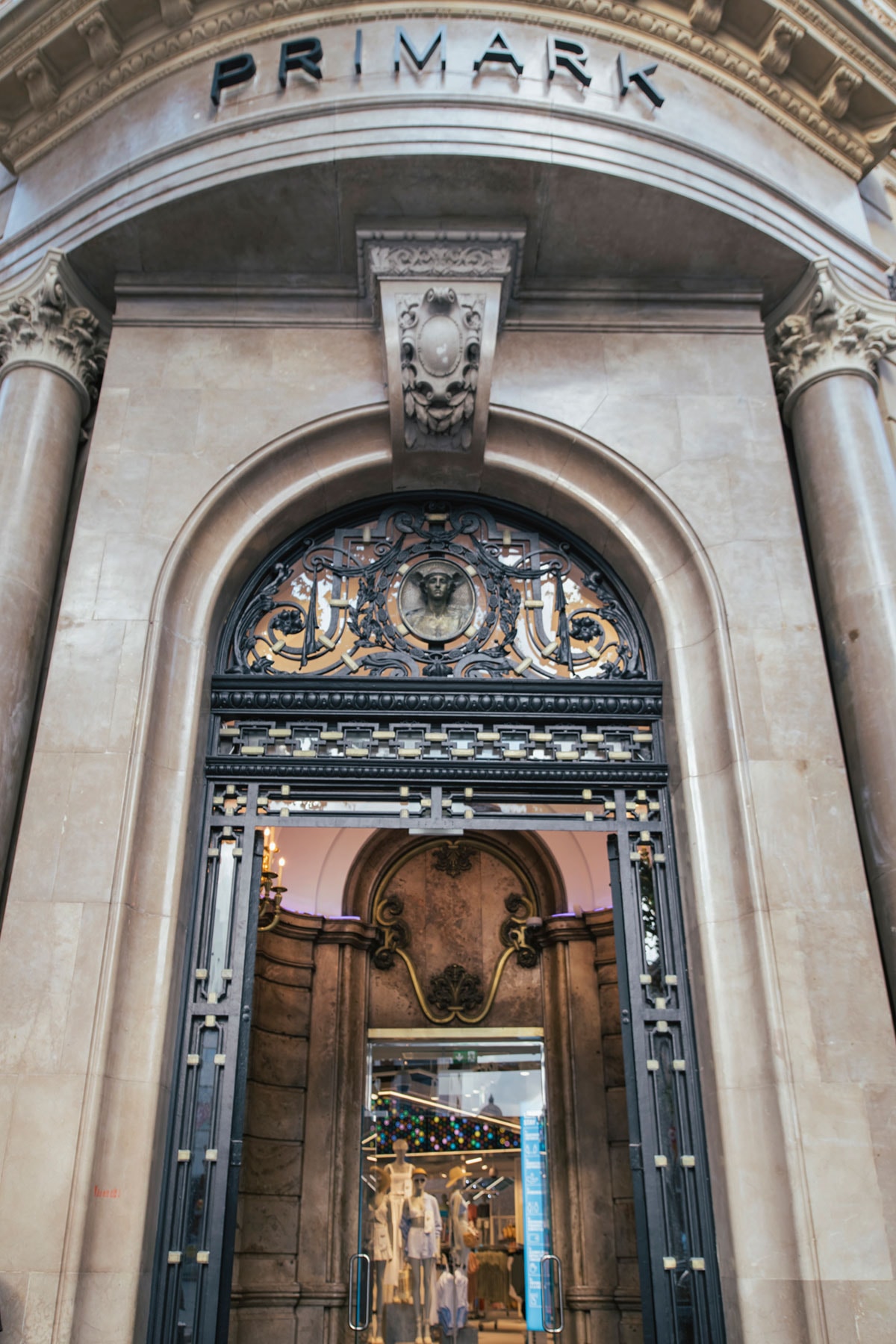 Primark inaugura su nueva flagship de Barcelona Primark inaugura su nueva flagship de Barcelona