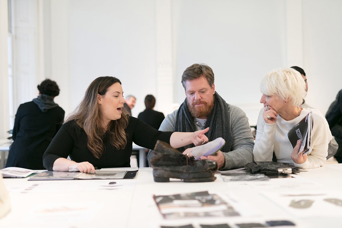 Los alumnos de Central Saint Martins diseñan una colección de calzado para Birkenstock Los alumnos de Central Saint Martins diseñan una colección de calzado para Birkenstock