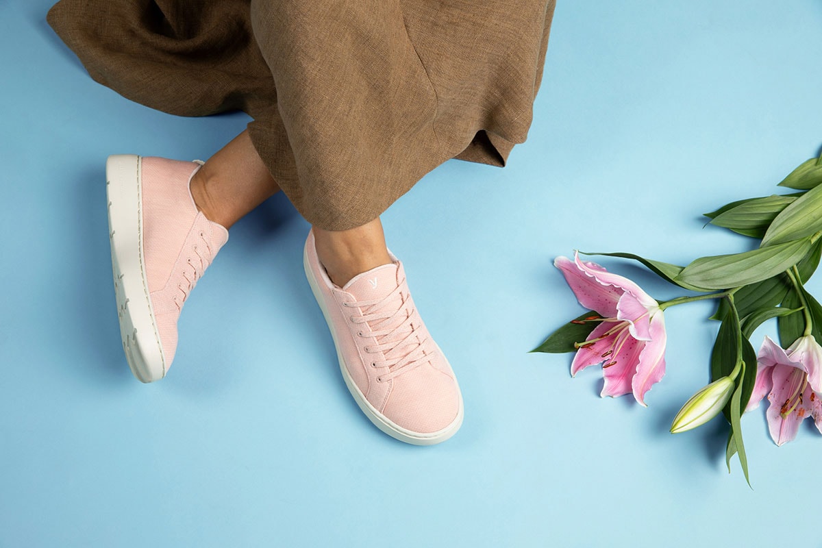 Yuccs lanza las primeras zapatillas de Europa hechas de caña de azúcar Yuccs lanza las primeras zapatillas de Europa hechas de caña de azúcar