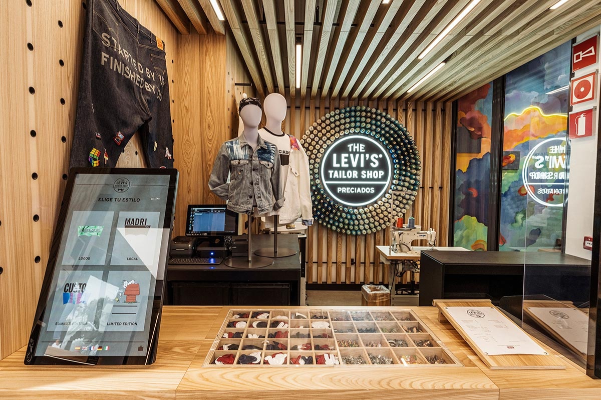 Levi’s celebra la apertura de su nueva flagship de Preciados con una colaboración con Misterpiro Levi’s celebra la apertura de su nueva flagship de Preciados con una colaboración con Misterpiro