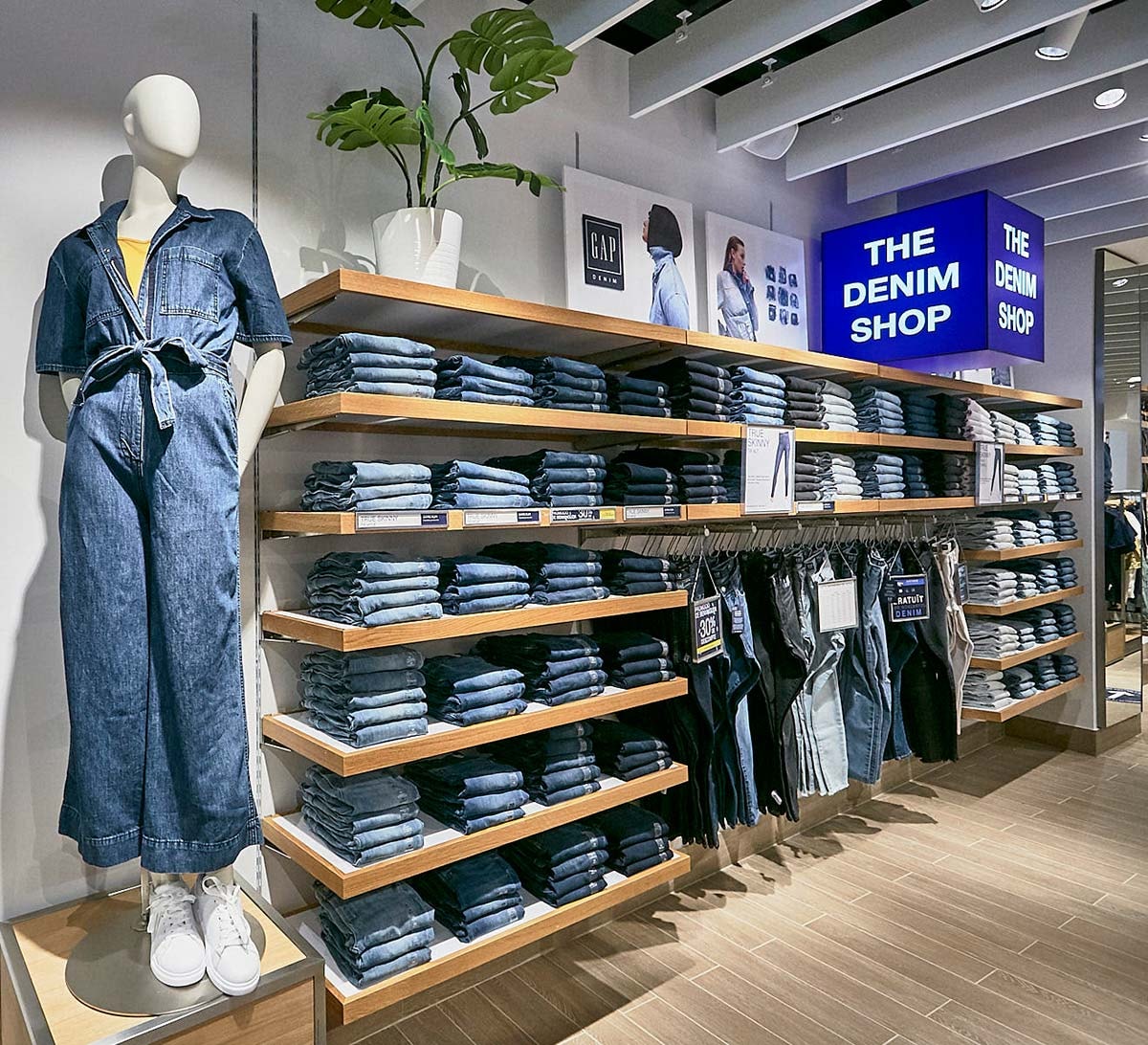 Gap inaugura en Barcelona su primera tienda de España Gap inaugura en Barcelona su primera tienda de España