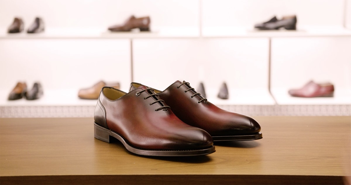 Ferragamo revoluciona la experiencia online permitiendo la customización de modelos en realidad aumentada Ferragamo revoluciona la experiencia online permitiendo la customización de modelos en realidad aumentada