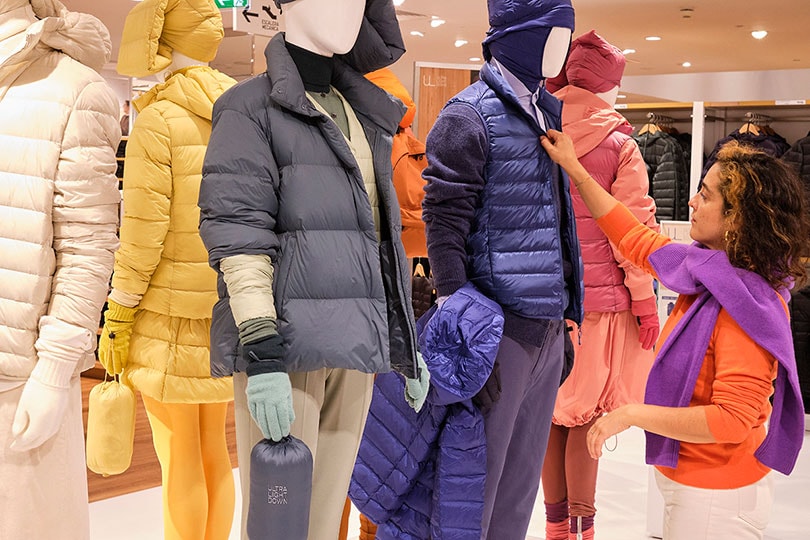 Uniqlo cierra un año de éxitos en Madrid: del triunfo de sus plumas al de su colección con JW Anderson Uniqlo cierra un año de éxitos en Madrid: del triunfo de sus plumas al de su colección con JW Anderson