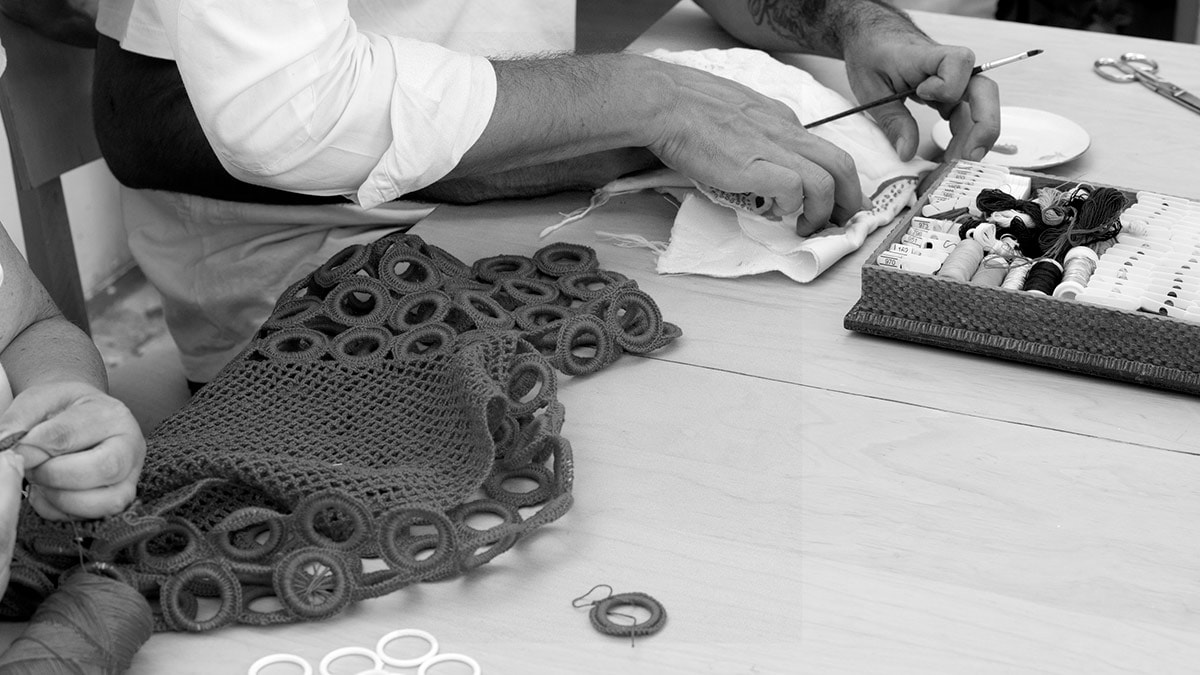 De Adolfo Domínguez a Yolancris: la moda de autor española se posiciona como “referente del slow fashion internacional” De Adolfo Domínguez a Yolancris: la moda de autor española se posiciona como “referente del slow fashion internacional”