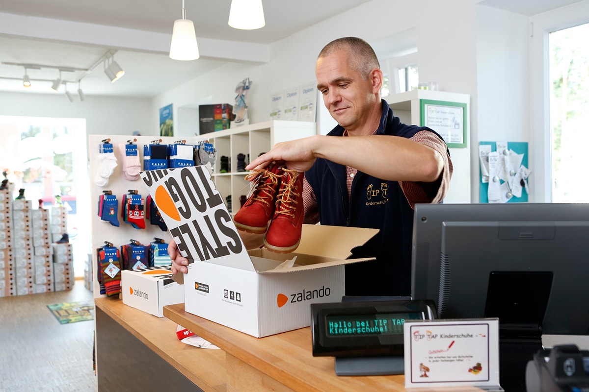 Connected Retail: el puente entre las compras en tiendas físicas y las compras por Internet Connected Retail: el puente entre las compras en tiendas físicas y las compras por Internet